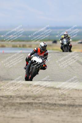 media/May-25-2025-Lets Ride (Sun) [[0ff033e448]]/C Group/1140am (Grapevine)/